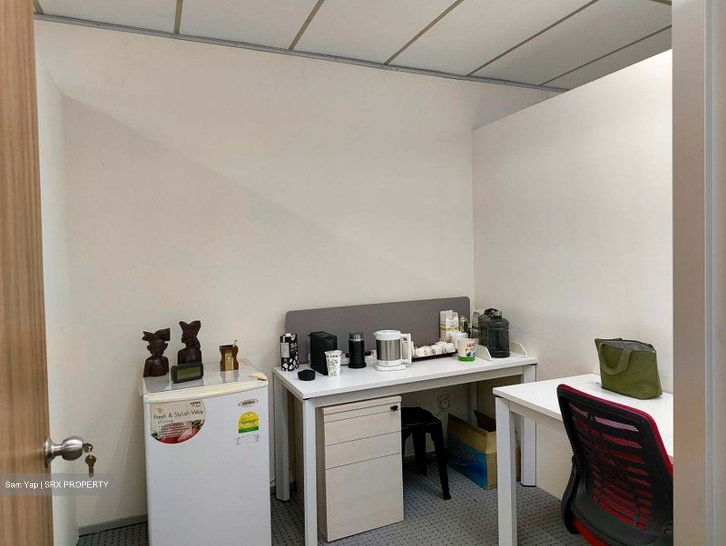 Tong Eng Building (D1), Office #585429761
